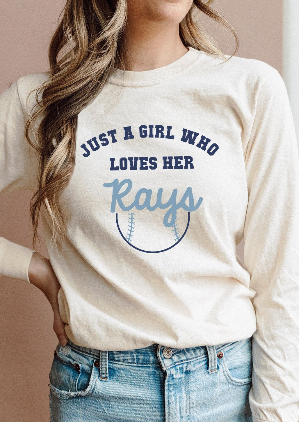 Loves Her Rays Tee